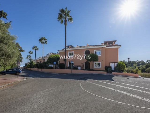 2 Sovrums Lägenhet i Estepona