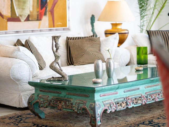 Apartamento con 5 Dormitorios  en Torrequebrada