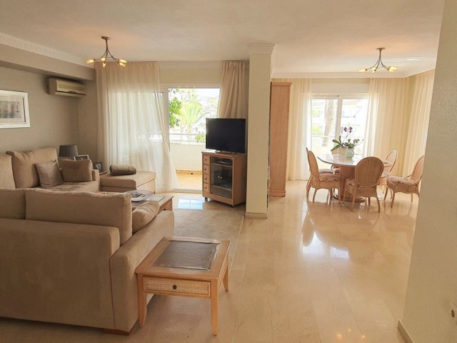 3 Bedrooms Apartment in Marbesa
