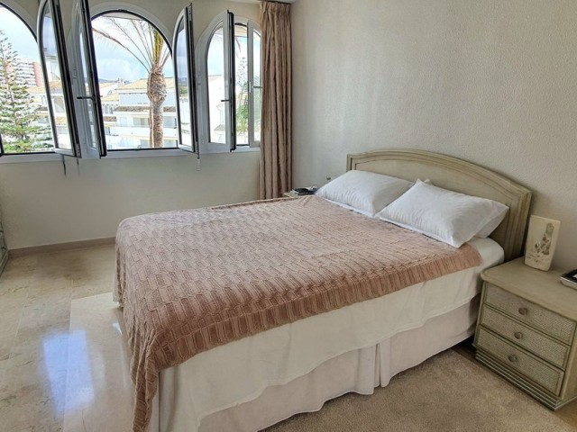 3 Bedrooms Apartment in Marbesa