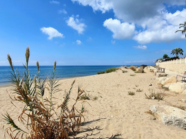 3 Bedrooms Apartment in Marbesa