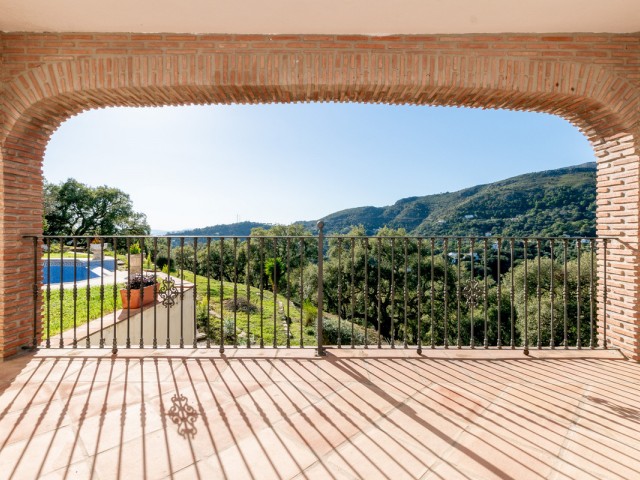 4 Schlafzimmer Villa in Casares
