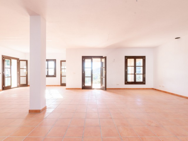 4 Schlafzimmer Villa in Casares