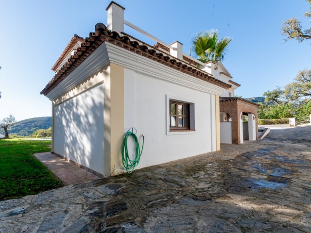 4 Schlafzimmer Villa in Casares