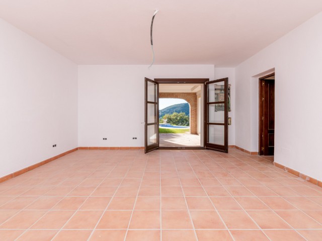 4 Schlafzimmer Villa in Casares