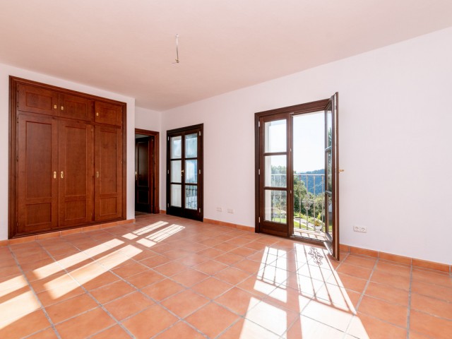 4 Schlafzimmer Villa in Casares