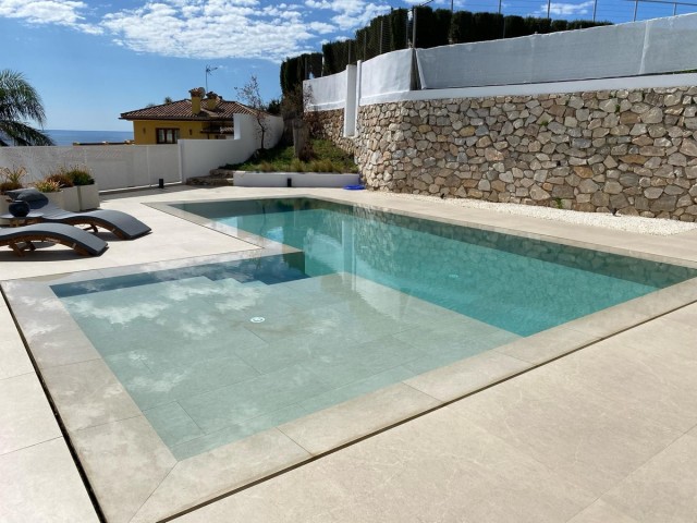 4 Schlafzimmer Villa in Benalmadena Costa