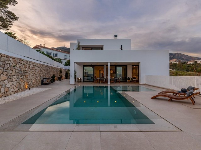 4 Schlafzimmer Villa in Benalmadena Costa