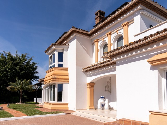 7 Slaapkamer Villa in Guadalmina Baja