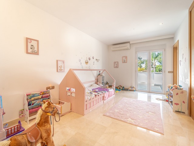7 Slaapkamer Villa in Guadalmina Baja