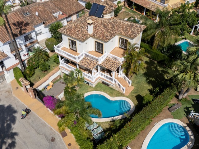 5 Sovrums Villa i Sierrezuela