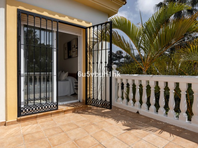 5 Sovrums Villa i Sierrezuela