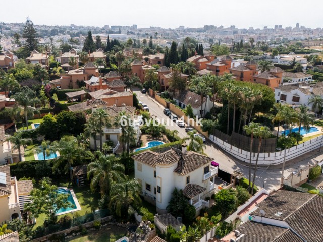 5 Sovrums Villa i Sierrezuela