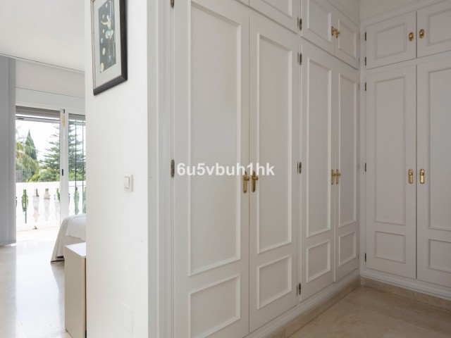 5 Sovrums Villa i Sierrezuela