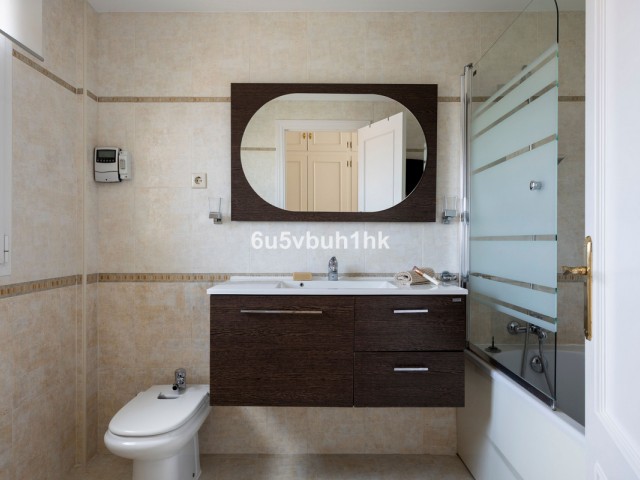 5 Sovrums Villa i Sierrezuela