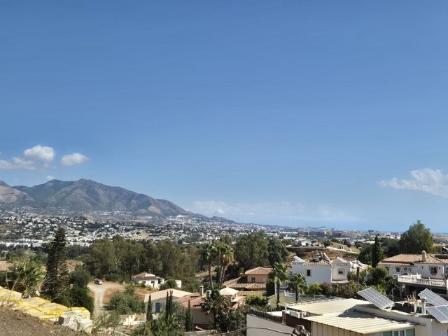 Villa con 3 Dormitorios  en Cerros del Aguila