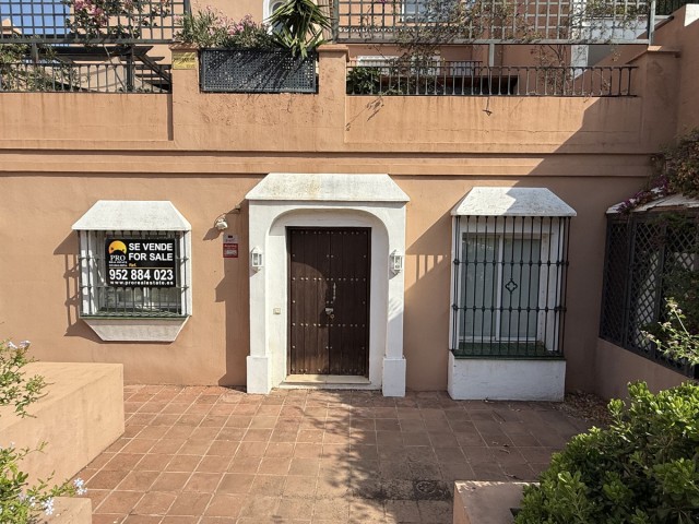 Commercieel in Guadalmina Alta