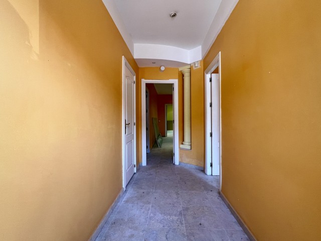 Commercieel in Guadalmina Alta