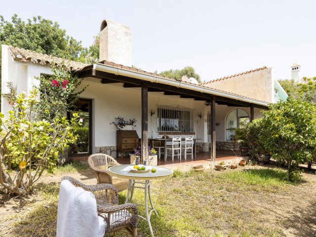 Villa con 3 Dormitorios  en Cerros del Aguila