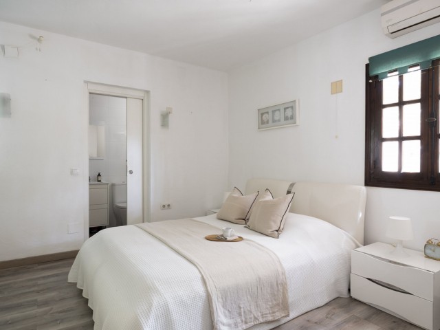 Villa con 3 Dormitorios  en Cerros del Aguila