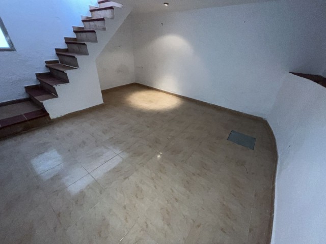 5 Soveroms Villa i Estepona