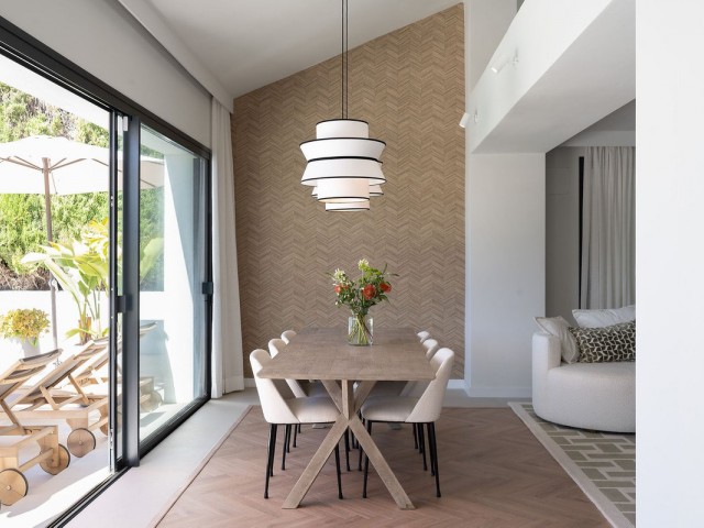 4 Bedrooms Villa in Nueva Andalucía