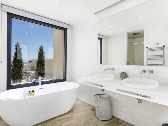 3 Slaapkamer Rijtjeshuis in Cabopino