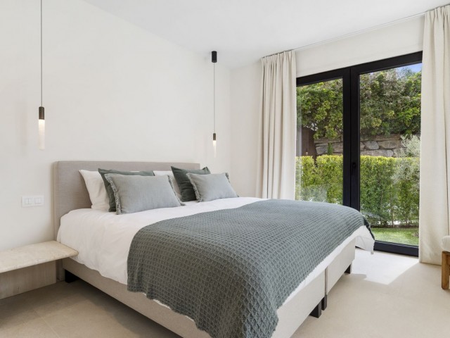 Villa con 4 Dormitorios  en Benahavís