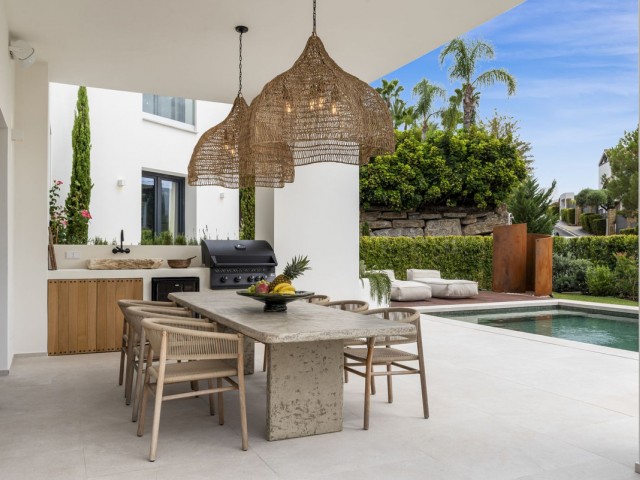 Villa con 4 Dormitorios  en Benahavís