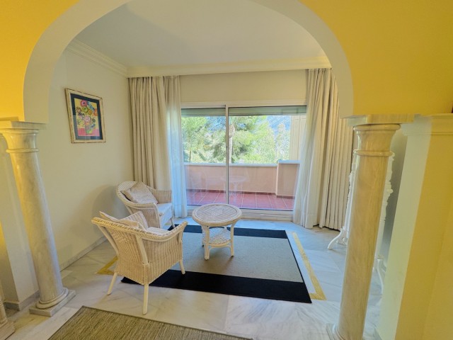 2 Bedrooms Apartment in Nueva Andalucía