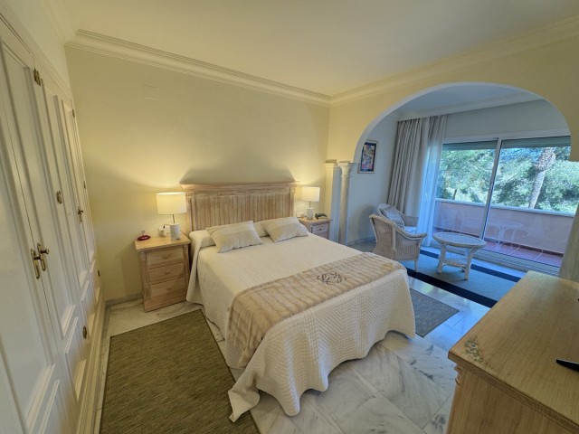 2 Bedrooms Apartment in Nueva Andalucía