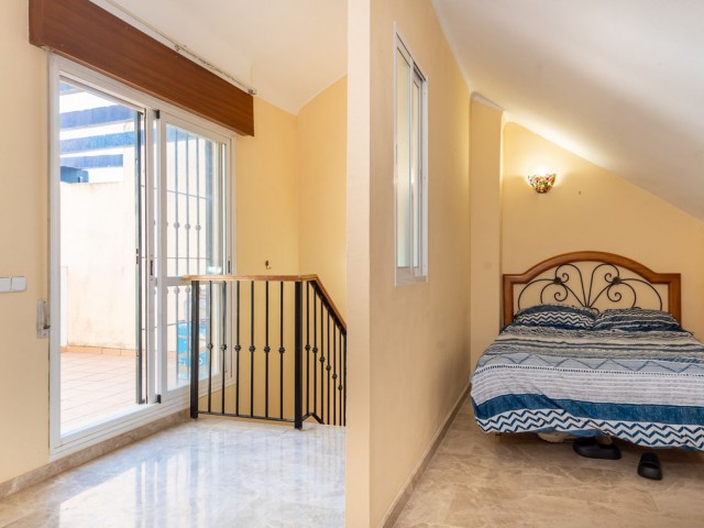 4 Soveroms Rekkehus i Marbella