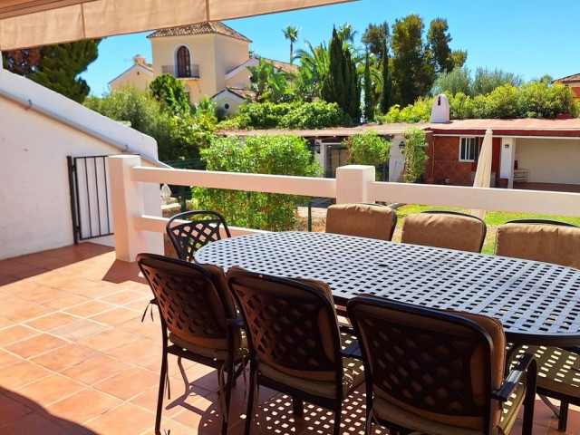 3 Schlafzimmer Reihenhaus in La Duquesa