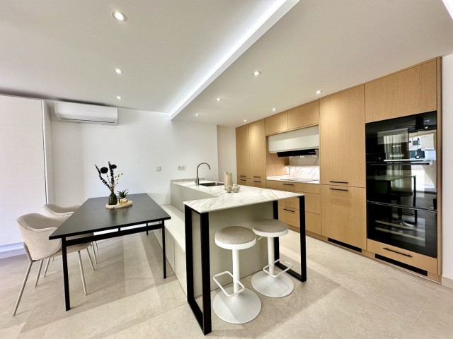 2 Bedrooms Apartment in Puerto Banús