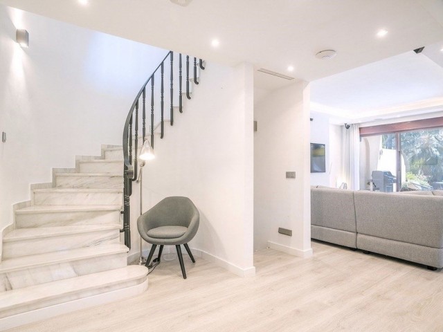 4 Bedrooms Villa in The Golden Mile