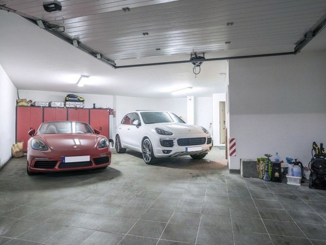 4 Bedrooms Villa in The Golden Mile