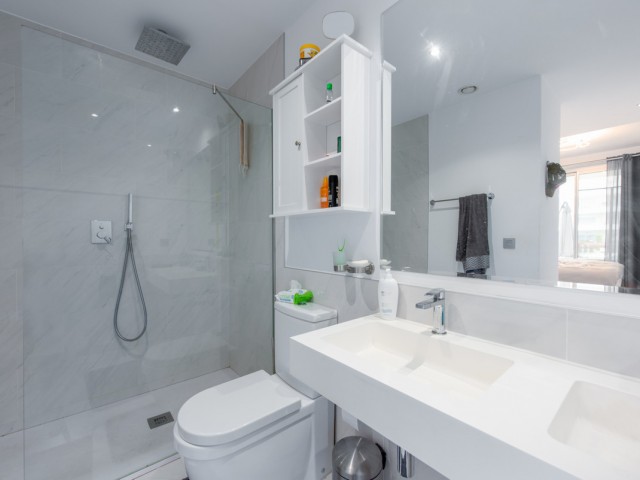 2 Schlafzimmer Apartment in Estepona