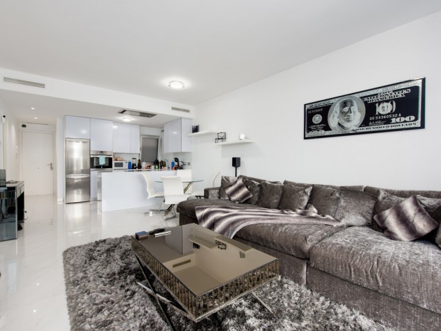 2 Schlafzimmer Apartment in Estepona