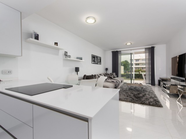2 Schlafzimmer Apartment in Estepona