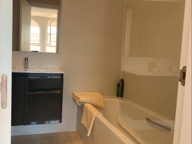 4 Bedrooms Apartment in Marbesa