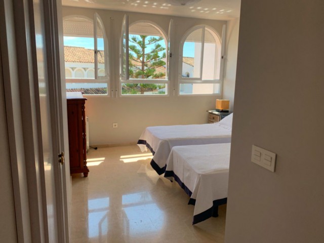 4 Bedrooms Apartment in Marbesa