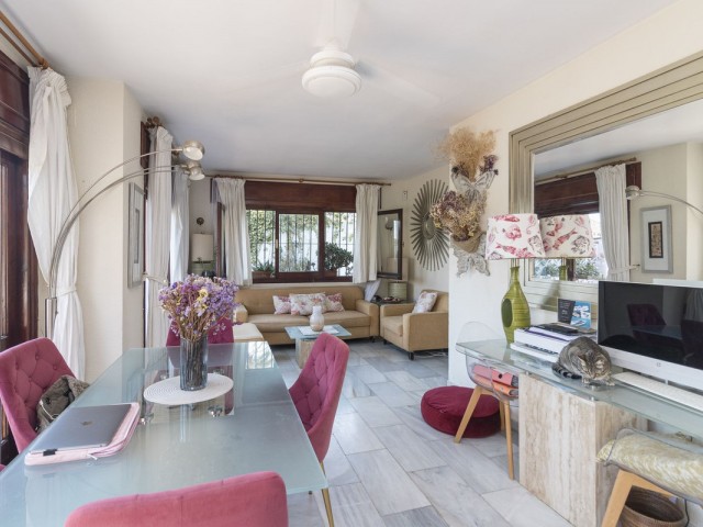 Villa con 4 Dormitorios  en El Rosario