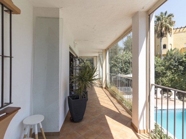 Villa con 4 Dormitorios  en El Rosario