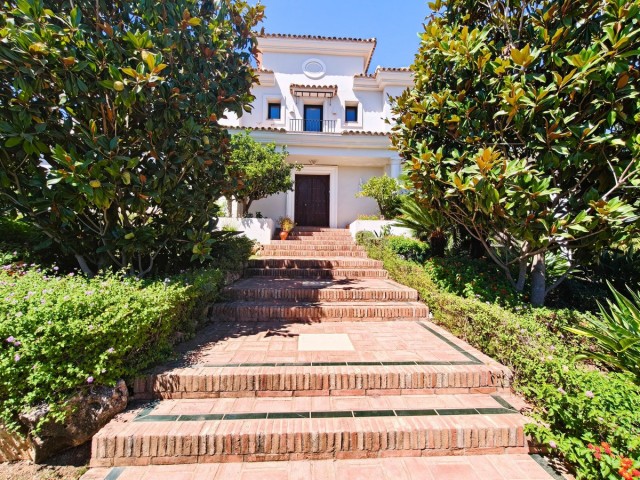 7 Slaapkamer Villa in San Roque Club