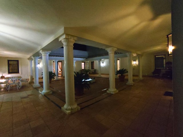 7 Slaapkamer Villa in San Roque Club