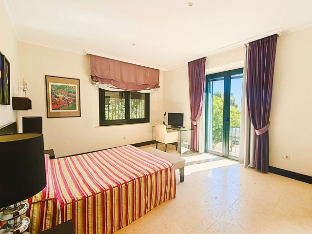 7 Slaapkamer Villa in San Roque Club