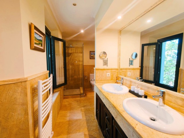 7 Sovrums Villa i San Roque Club