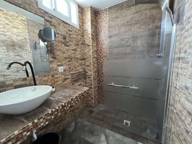 3 Bedrooms Townhouse in Torremolinos