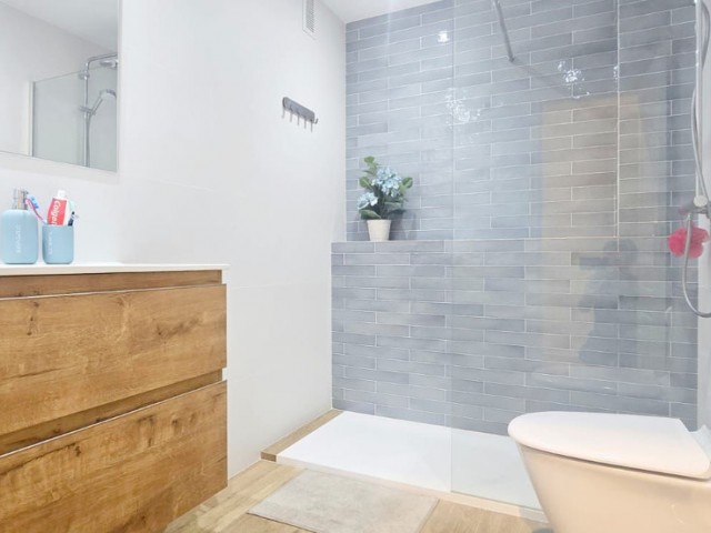4 Bedrooms Apartment in Arroyo de la Miel