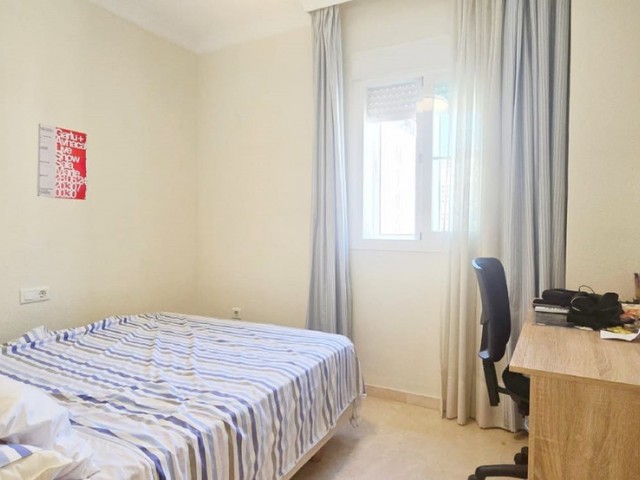 4 Bedrooms Apartment in Arroyo de la Miel
